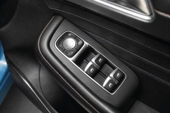 MG MG HS 1.5 T-GDI Exclusive SUV 5dr Petrol DCT Euro 6 (s/s) (162 ps)