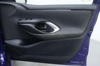 TOYOTA YARIS 1.5 VVT-h Design Hatchback 5dr Petrol Hybrid E-CVT Euro 6 (s/s) 