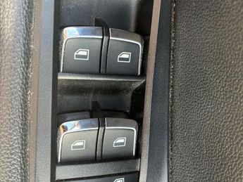 MG 5 MG5 Excite EV 5dr