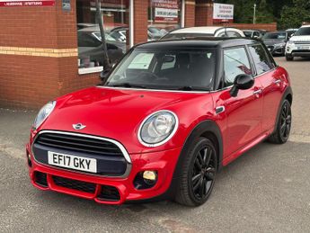 MINI HATCH 1.5 Cooper Auto 5dr