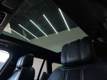 Land Rover Range Rover 2.0 Range Rover Vogue SE P400e Auto 4WD 5dr