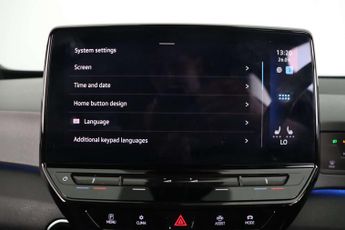 Volkswagen ID.3 Pro Performance 58kWh Life Hatchback 5dr Electric Auto (204 ps)