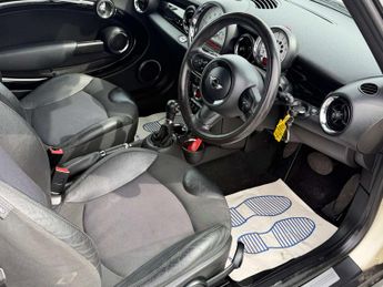 MINI CONVERTIBLE 2.0 Cooper D Auto 2dr