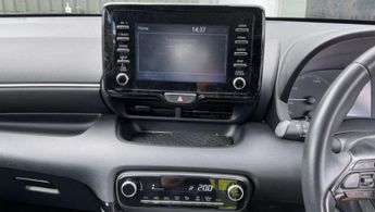 Toyota Yaris 1.5 VVT-h Icon Hatchback 5dr Petrol Hybrid E-CVT Euro 6 (s/s) (1