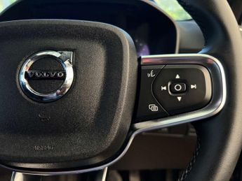 VOLVO XC40 XC40 Core Recharge EV 5dr