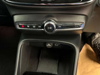 VOLVO XC40 XC40 Core Recharge EV 5dr