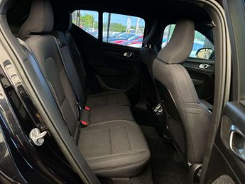 VOLVO XC40 XC40 Core Recharge EV 5dr