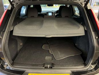 VOLVO XC40 XC40 Core Recharge EV 5dr
