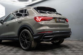 AUDI Q3 1.5 Q3 Vorsprung 35 TFSI Semi-Auto 5dr