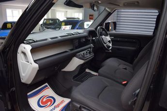 Land Rover DEFENDER 3.0 Defender Hard Top D MHEV Auto 4WD 5dr