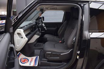 Land Rover DEFENDER 3.0 Defender Hard Top D MHEV Auto 4WD 5dr