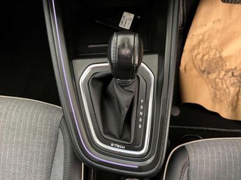 RENAULT CLIO 1.6 Clio Lutecia SE E-Tech HEV Auto 5dr