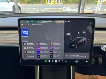 TESLA MODEL 3 Model 3 Long Range AWD 4WD 4dr