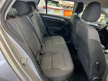 VOLKSWAGEN GOLF e-Golf 5dr