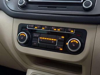 Volkswagen Tiguan 2.0 TDI Match SUV 5dr Diesel DSG 4WD Euro 5 (140 ps)