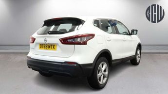 NISSAN QASHQAI 1.3 Qashqai Acenta Premium DiG-T Semi-Auto 5dr