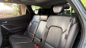 HYUNDAI SANTA FE 2.2 Santa Fe Premium SE Blue Drive CRDi Auto 4WD 5dr