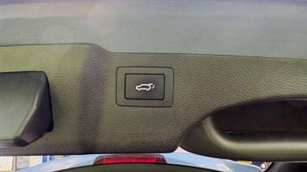 HYUNDAI SANTA FE 2.2 Santa Fe Premium SE Blue Drive CRDi Auto 4WD 5dr