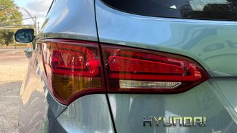 HYUNDAI SANTA FE 2.2 Santa Fe Premium SE Blue Drive CRDi Auto 4WD 5dr