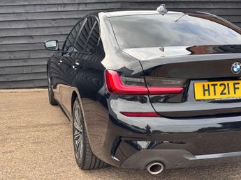 BMW 3 SERIES 2.0 330e M Sport Auto 4dr