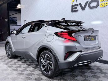 TOYOTA C-HR 2.0 C-HR-Dynamic HEV CVT 5dr