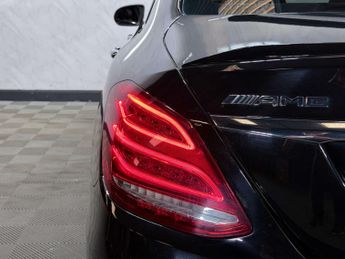 MERCEDES-BENZ C-CLASS 3.0 AMG C 43 Premium 4Matic Auto 4WD 4dr