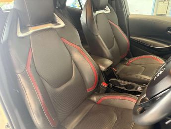 Toyota COROLLA 2.0 Corolla Excel HEV CVT 5dr