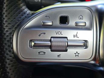 MERCEDES-BENZ CLA 1.3 CLA 200 AMG Line Auto 4dr