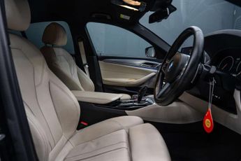 BMW 5 SERIES 2.0 520d M Sport Auto 4dr