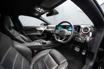 MERCEDES-BENZ CLA 1.3 CLA 180 AMG Line Premium Auto 4dr