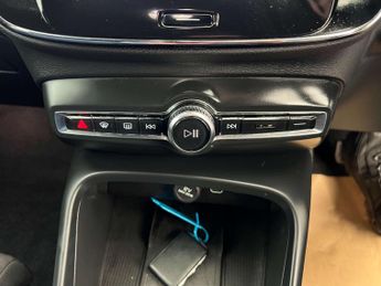 VOLVO XC40 XC40 + Recharge EV 5dr