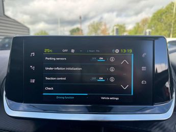 PEUGEOT 2008 2008 Active Premium+ EV 5dr