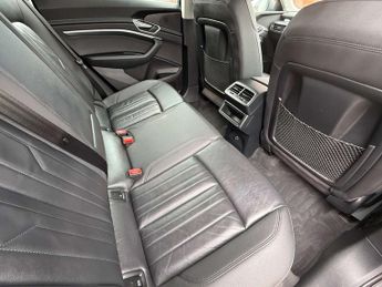 Audi e-tron 50 Technik SUV 5dr Electric Auto quattro 71.2kWh (313 ps)