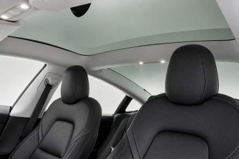 TESLA MODEL 3 Saloon 4dr Electric Auto RWD (241 bhp)