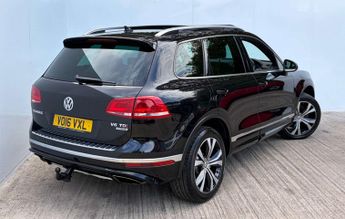 Volkswagen TOUAREG 3.0 Touareg V6 R-Line TDI BlueMotion Technology Auto 4WD 5dr