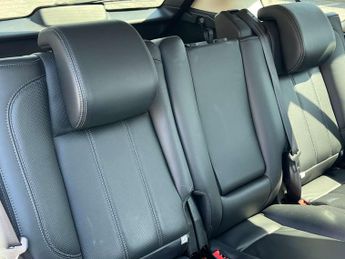 Land Rover RANGE ROVER SPORT 3.0 Range Rover Sport HSE Black SDV6 Auto 4WD 5dr