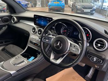 MERCEDES-BENZ GLC 2.0 GLC 220 D 4Matic AMG Line Auto 4WD 5dr