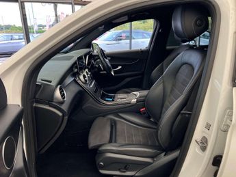 MERCEDES-BENZ GLC 2.0 GLC 220 D 4Matic AMG Line Auto 4WD 5dr