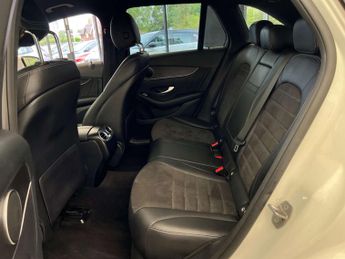 MERCEDES-BENZ GLC 2.0 GLC 220 D 4Matic AMG Line Auto 4WD 5dr