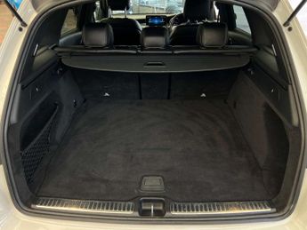 MERCEDES-BENZ GLC 2.0 GLC 220 D 4Matic AMG Line Auto 4WD 5dr