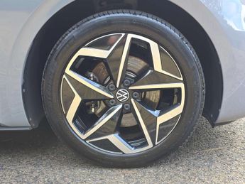 VOLKSWAGEN ID.3 ID3 Touring 5dr