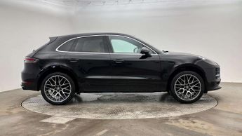PORSCHE MACAN 2.0 Macan Semi-Auto 4WD 5dr