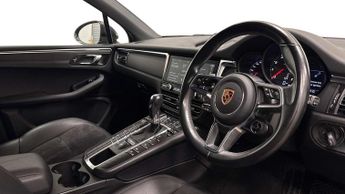 PORSCHE MACAN 2.0 Macan Semi-Auto 4WD 5dr