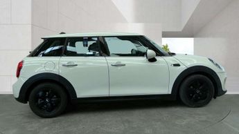 MINI HATCH 1.5 Cooper D Auto 5dr