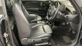 MINI HATCH Cooper S Electric Level 3 3dr