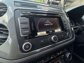 VOLKSWAGEN TIGUAN 2.0 Tiguan Match TDI BlueMotion Technology 4Motion Semi-Auto 4WD
