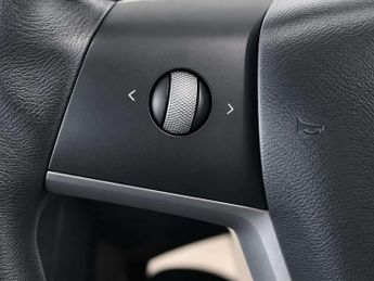 Tesla Model 3 (Dual Motor) Long Range Saloon 4dr Electric Auto 4WDE (346 ps)