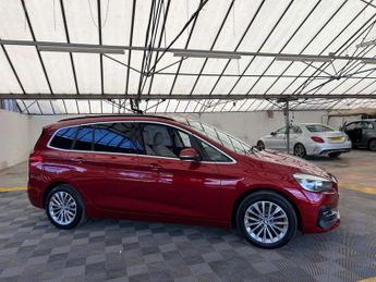 BMW 2 SERIES 2.0 220i Luxury Auto 5dr