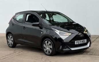 TOYOTA AYGO 1.0 Aygo X-Play TSS VVT-i CVT 5dr