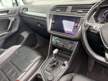 Volkswagen Tiguan 2.0 Tiguan SEL TDI BlueMotion Technology 4Motion Semi-Auto 4WD 5